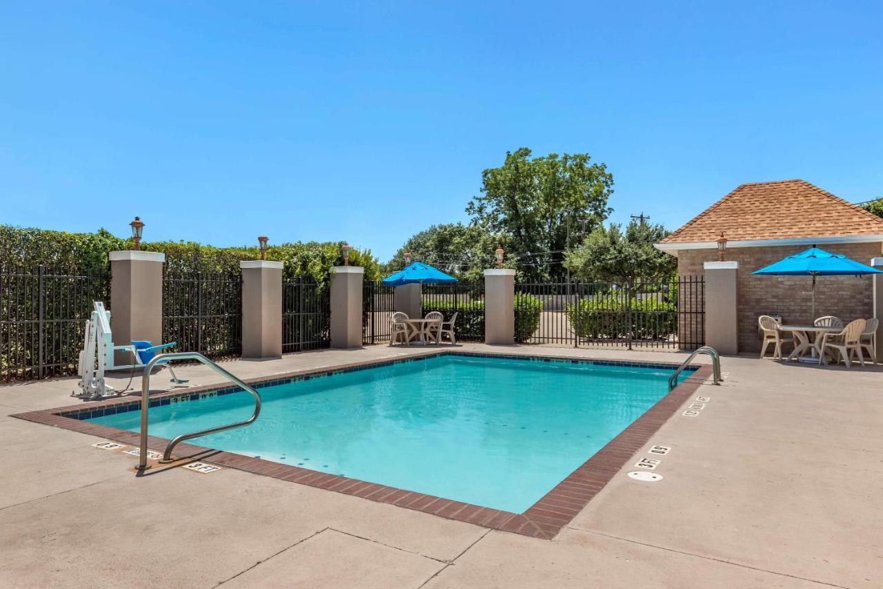 Comfort Suites Waco Near University Area Exterior foto